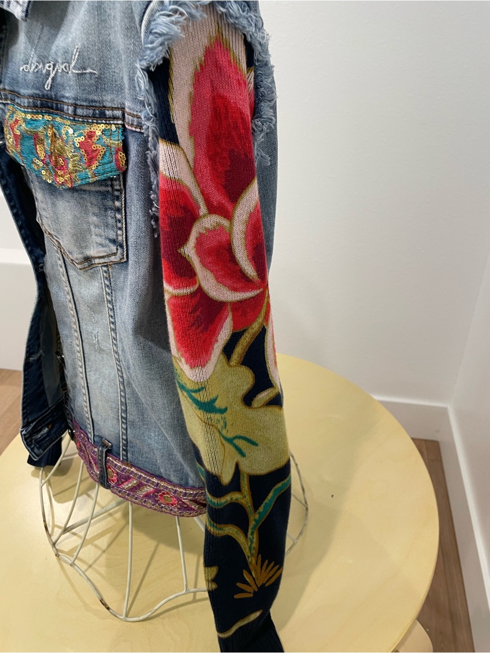 Desigual Chaq Ethnic Mixed Media Denim Jacket Knit Sleeves Size 44 US 12 - Picture 6 of 10